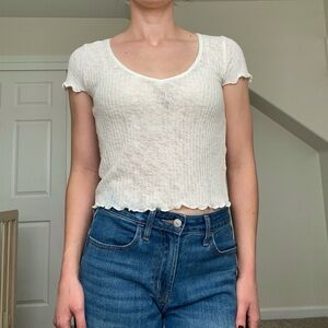 American Eagle ivory casual ribbed v-neck tee